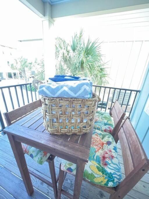 True Blue-Coastal Cottage-3 Min Walk To Beach! Pool! 海湾海岸 外观 照片